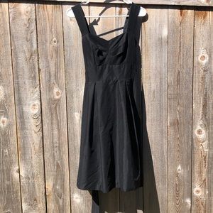 White House B/M Classic Black cocktail dress